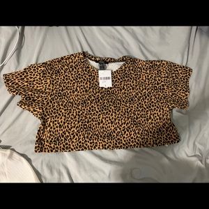 Cheetah crop top tee